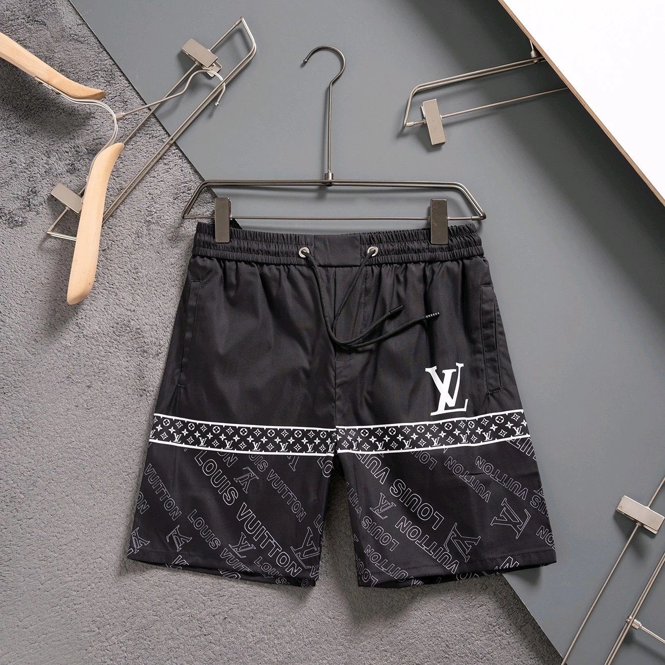 DD-00420 -- Trendy Short-Sleeve Tee and Shorts Set