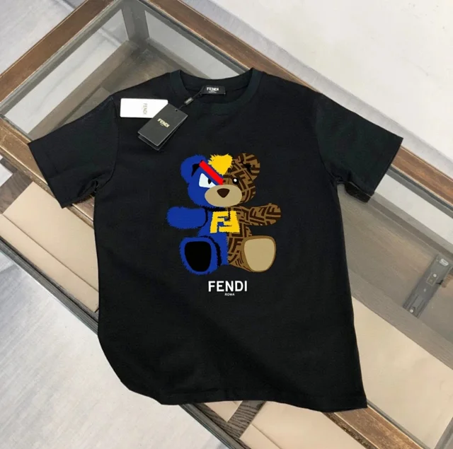 Fendi T-Shirts Short-Sleeve Graphic T-Shirt product detail image 11