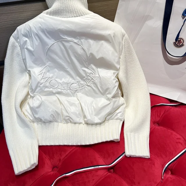 Moncler Down Jackets Knitted-sleeve puffer jacket product detail image 8