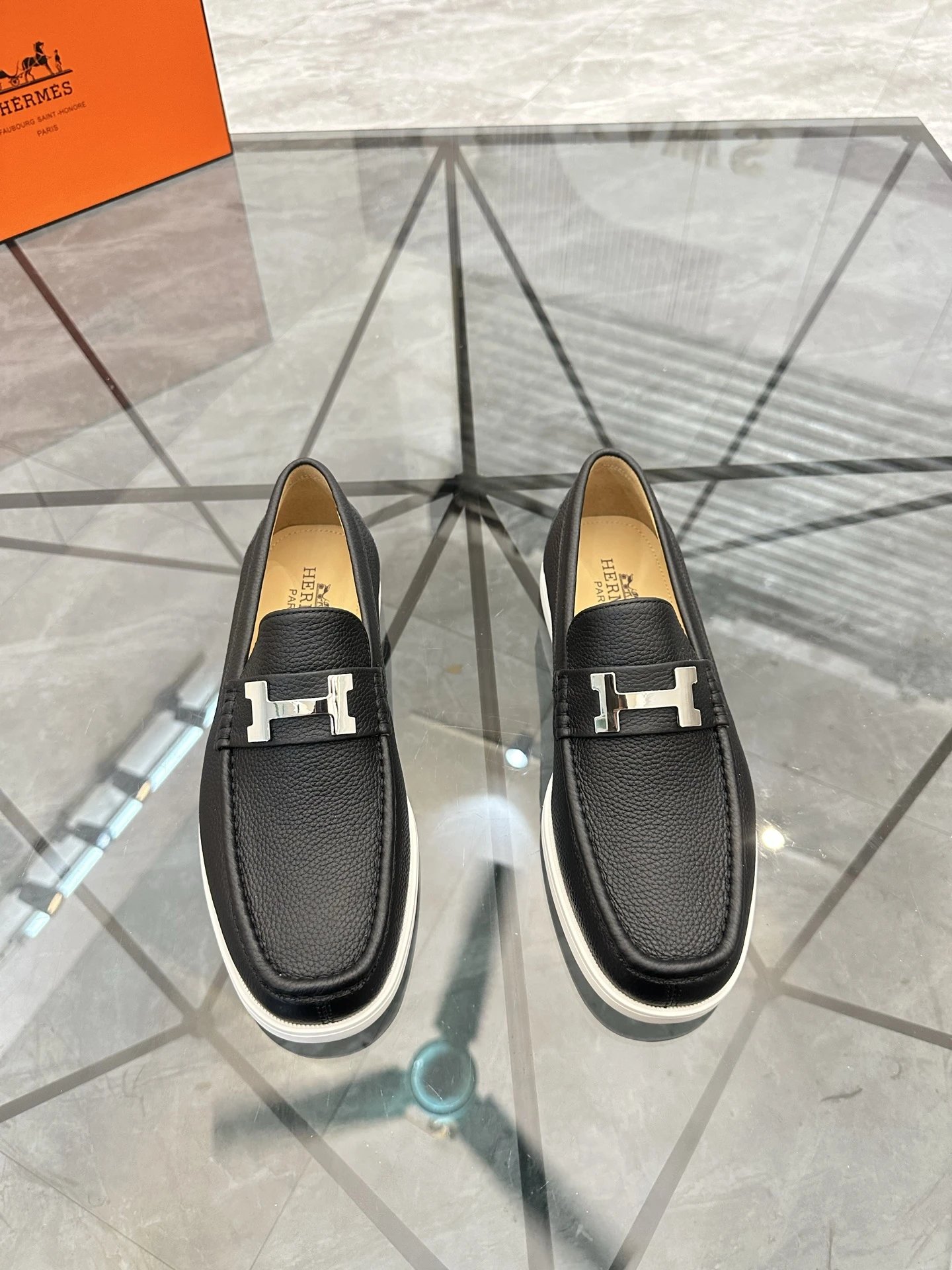 Hermes Loafers 6+ colorways [Premium Quality] foto 5