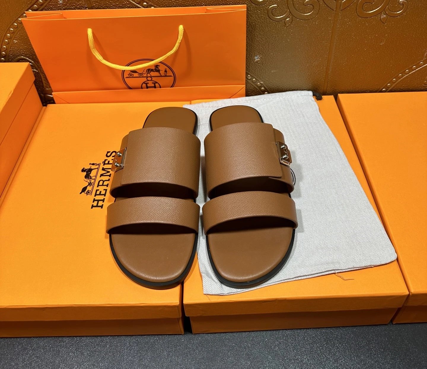 Hermès Oran Sandals Black and Red Leather Slippers - 13