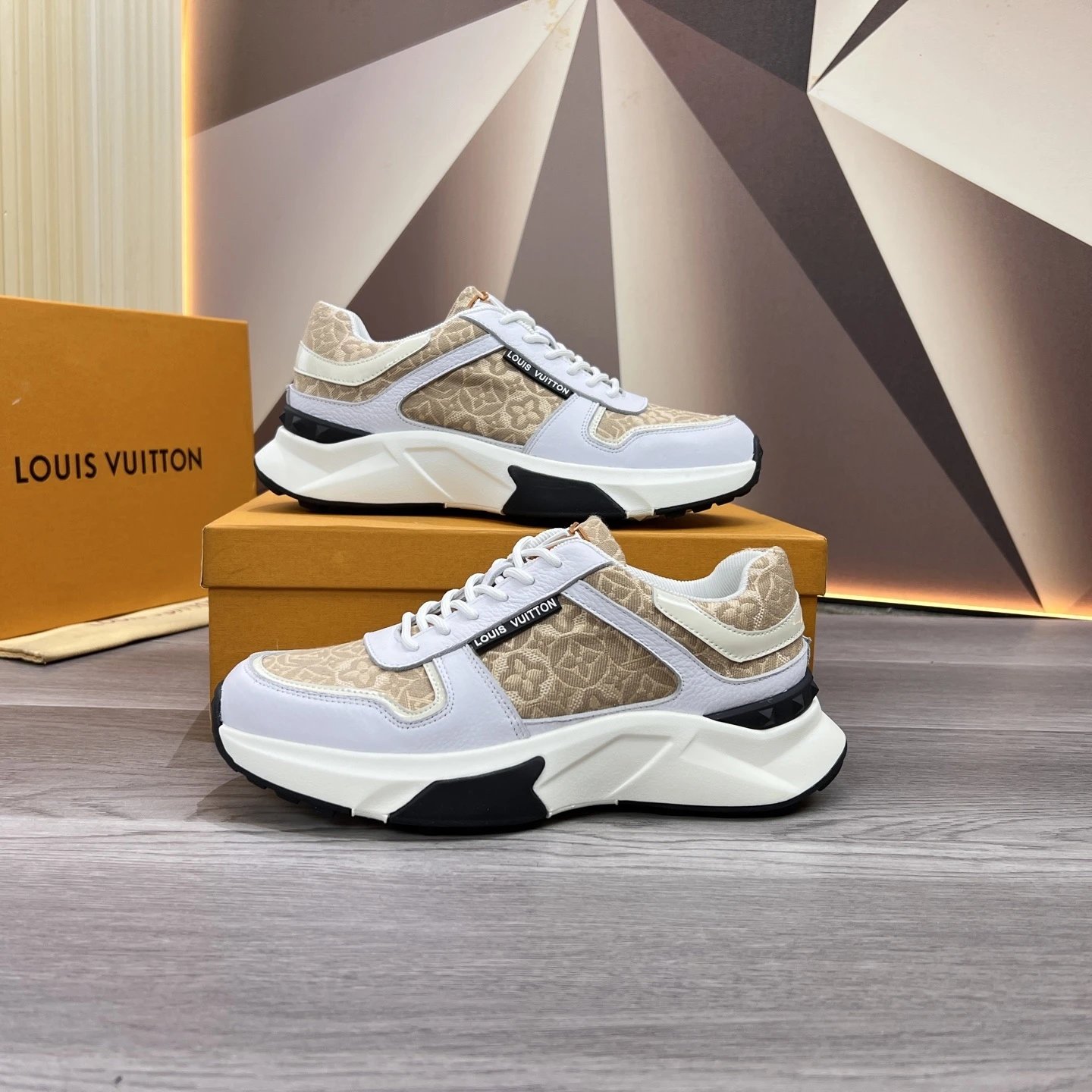 Louis Vuitton Run Away Monogram Beige White Black
