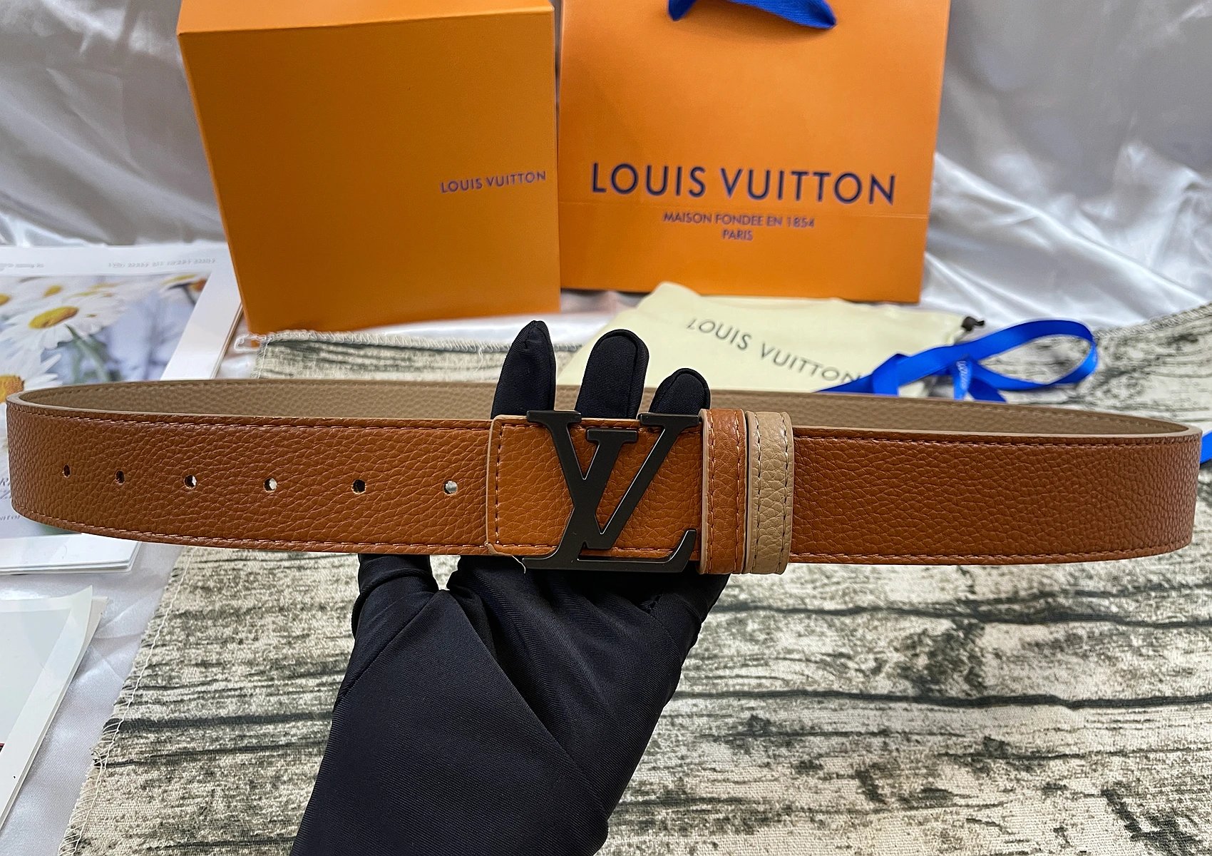 Louis Vuitton Initiales Reversible Belt Matte Black Buckle Tan Beige