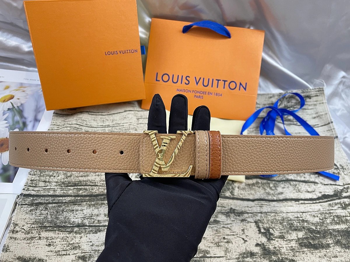 Louis Vuitton Initiales Reversible Belt Textured Gold Buckle Beige Tan