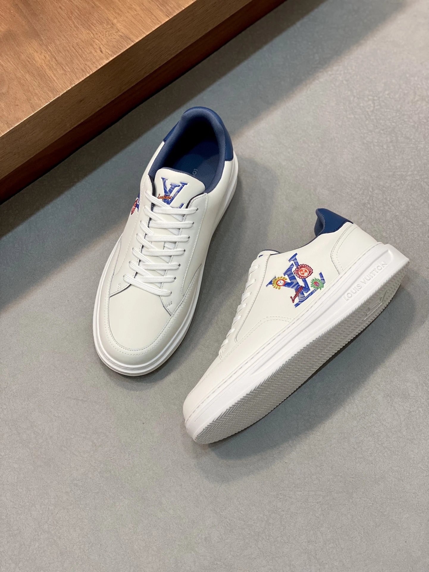 Louis Vuitton Beverly Hills Sneaker White Blue