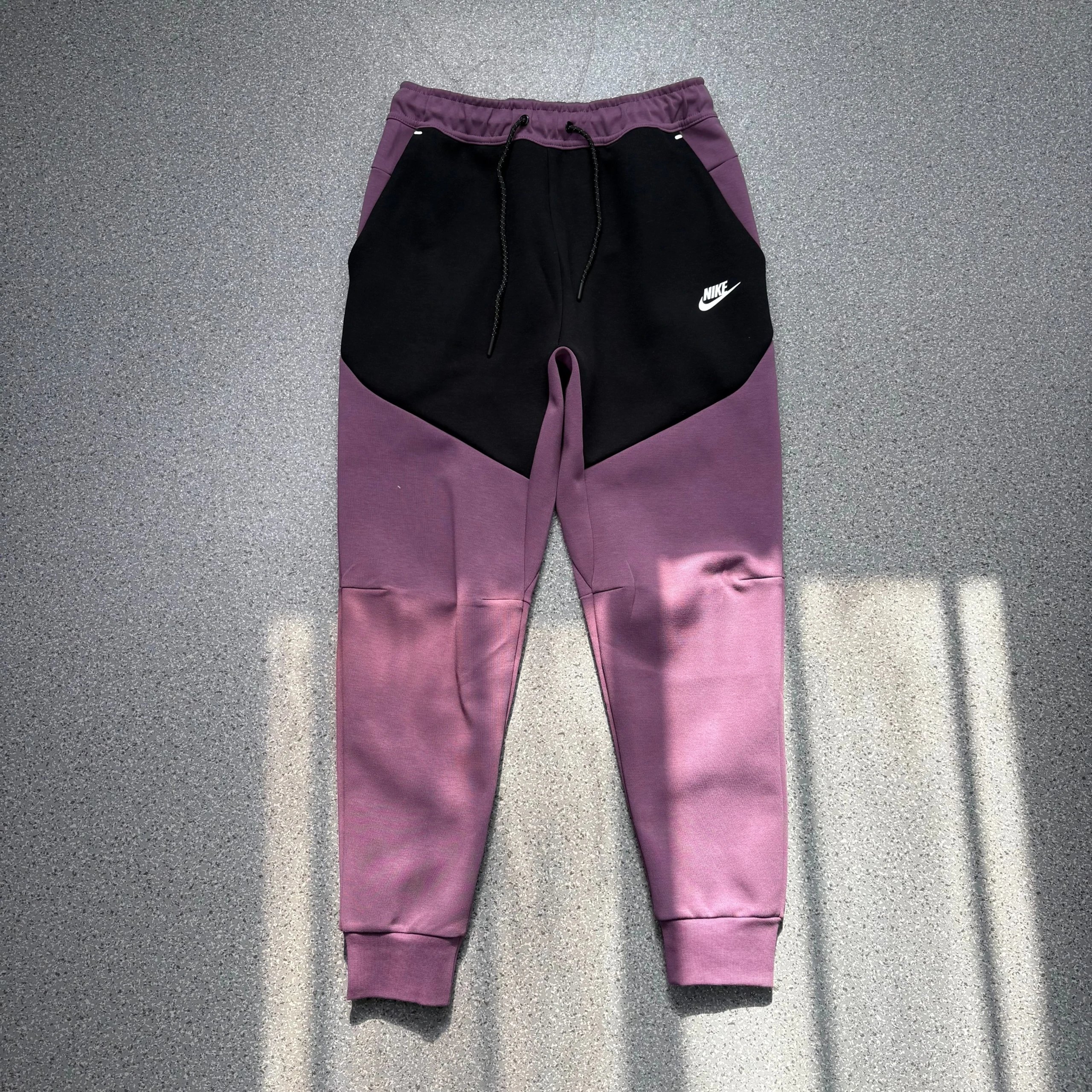 Nike Jogger Pants Black Purple
