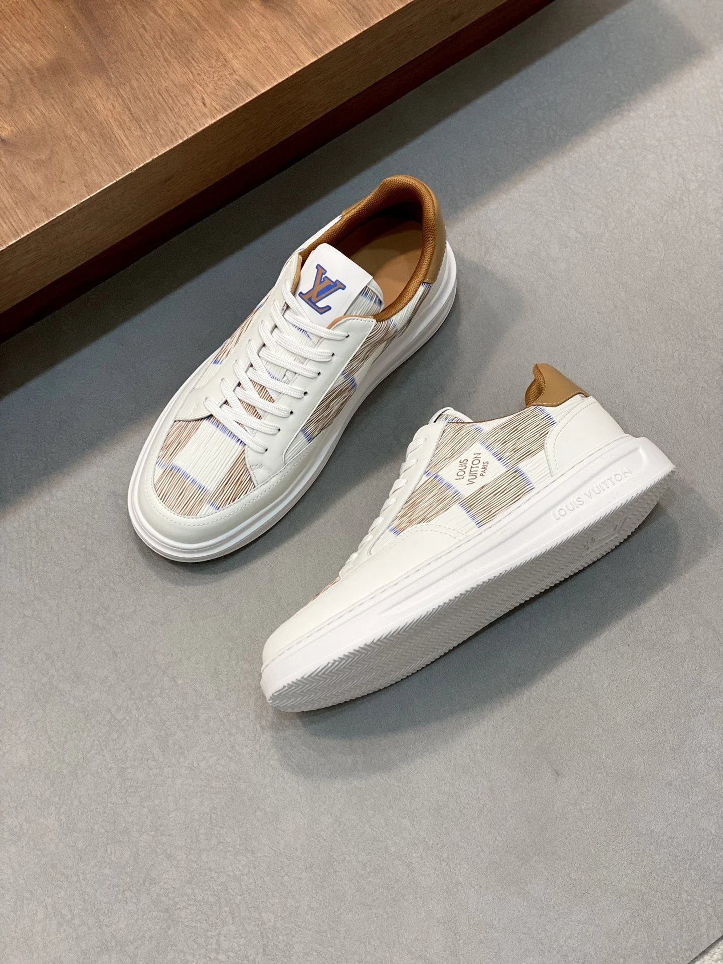 Louis Vuitton Beverly Hills Sneaker White Tan