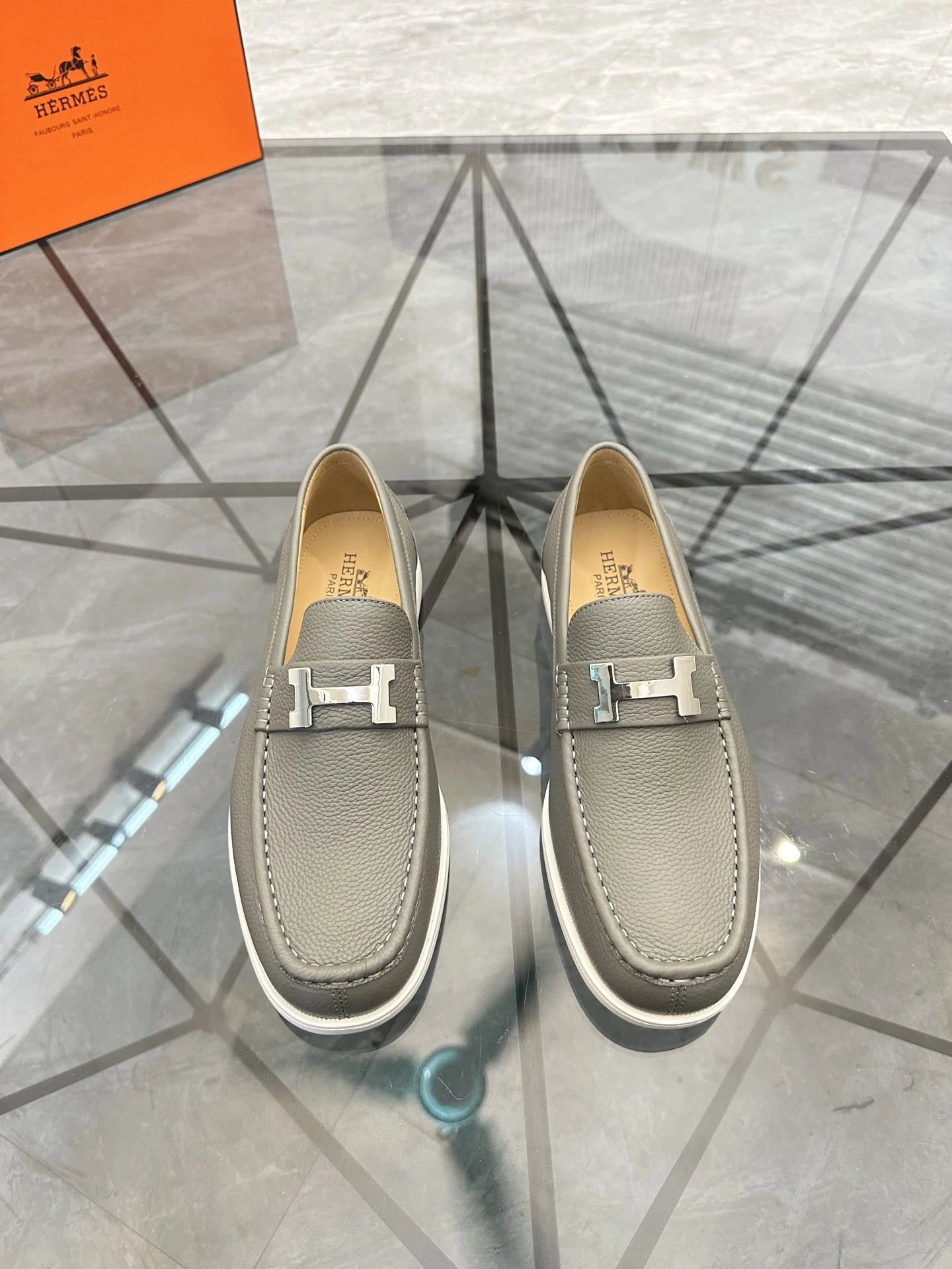 Hermes Loafers 6+ colorways [Premium Quality] foto 4
