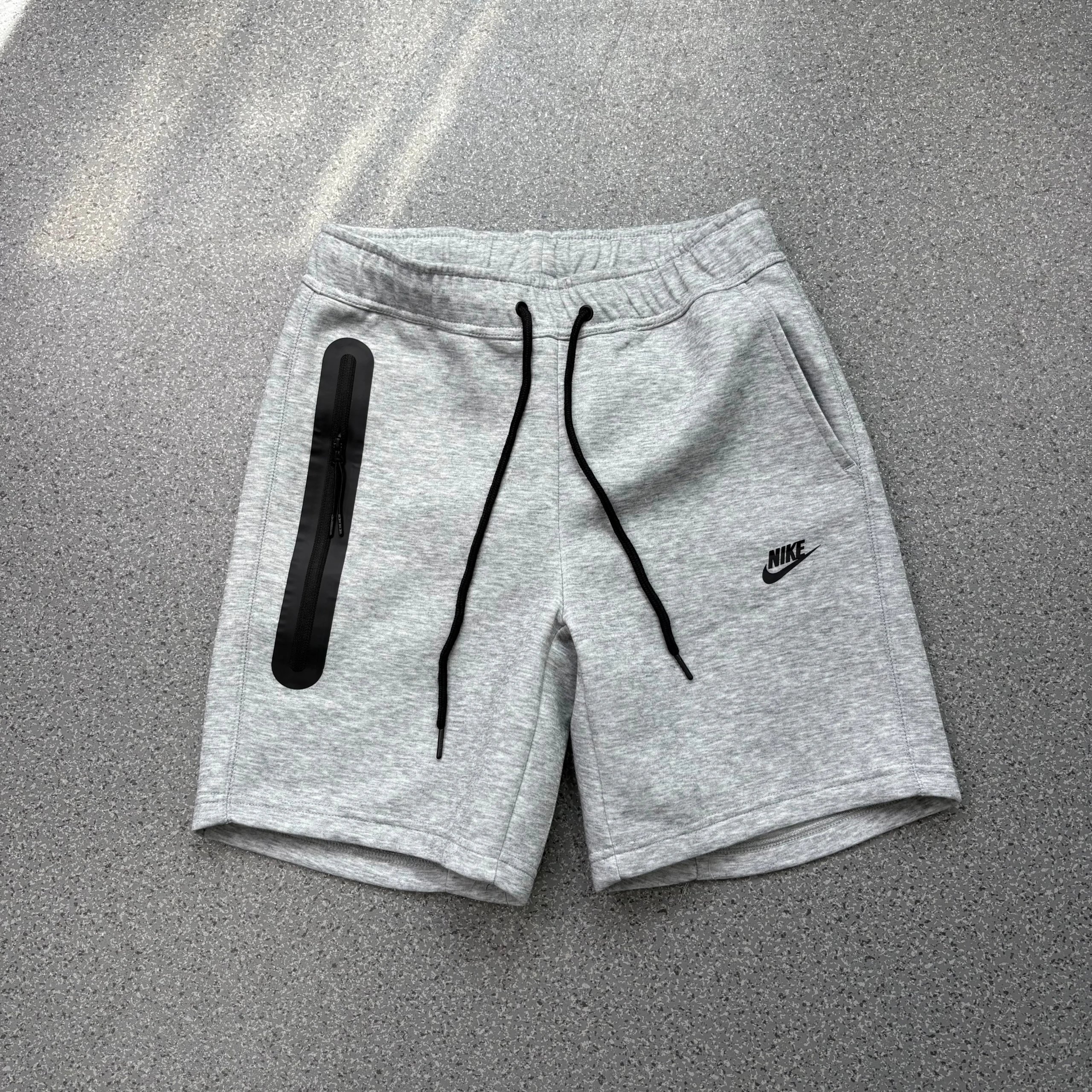 Nike B22 Shorts [2 styles]