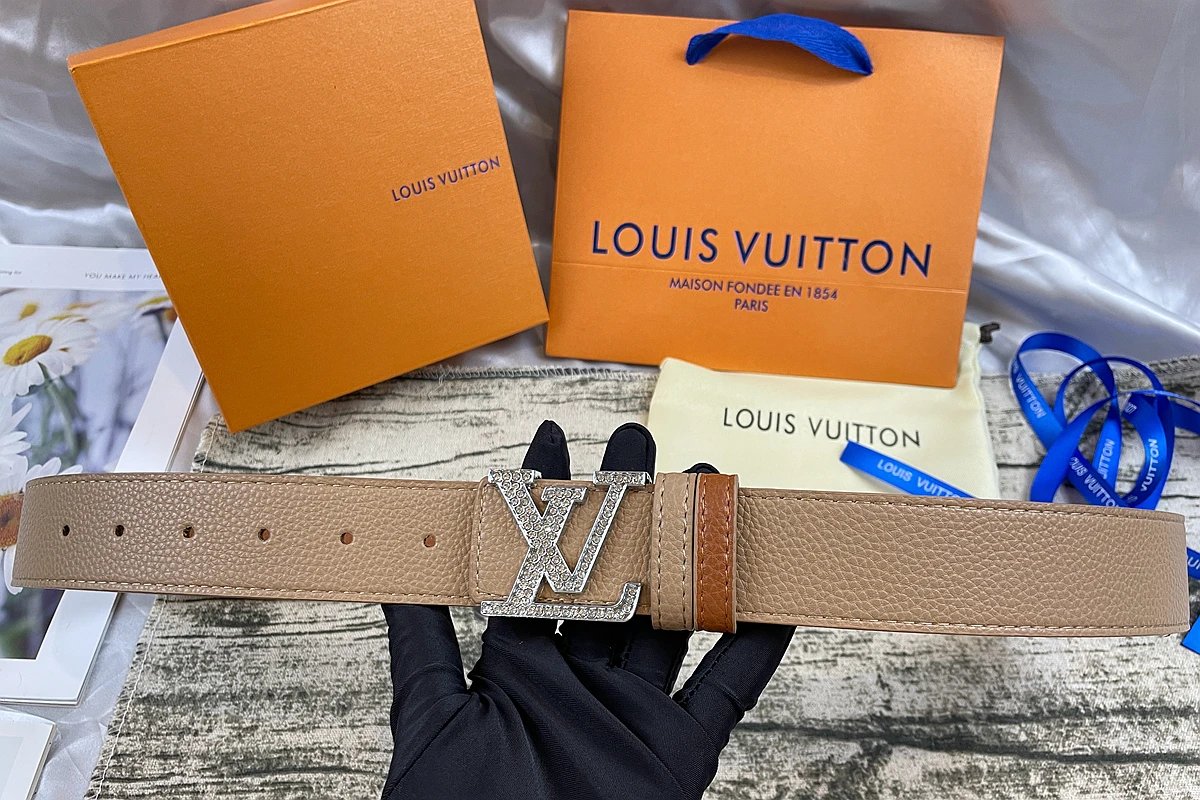Louis Vuitton Initiales Reversible Belt Crystal Silver Buckle Beige Tan