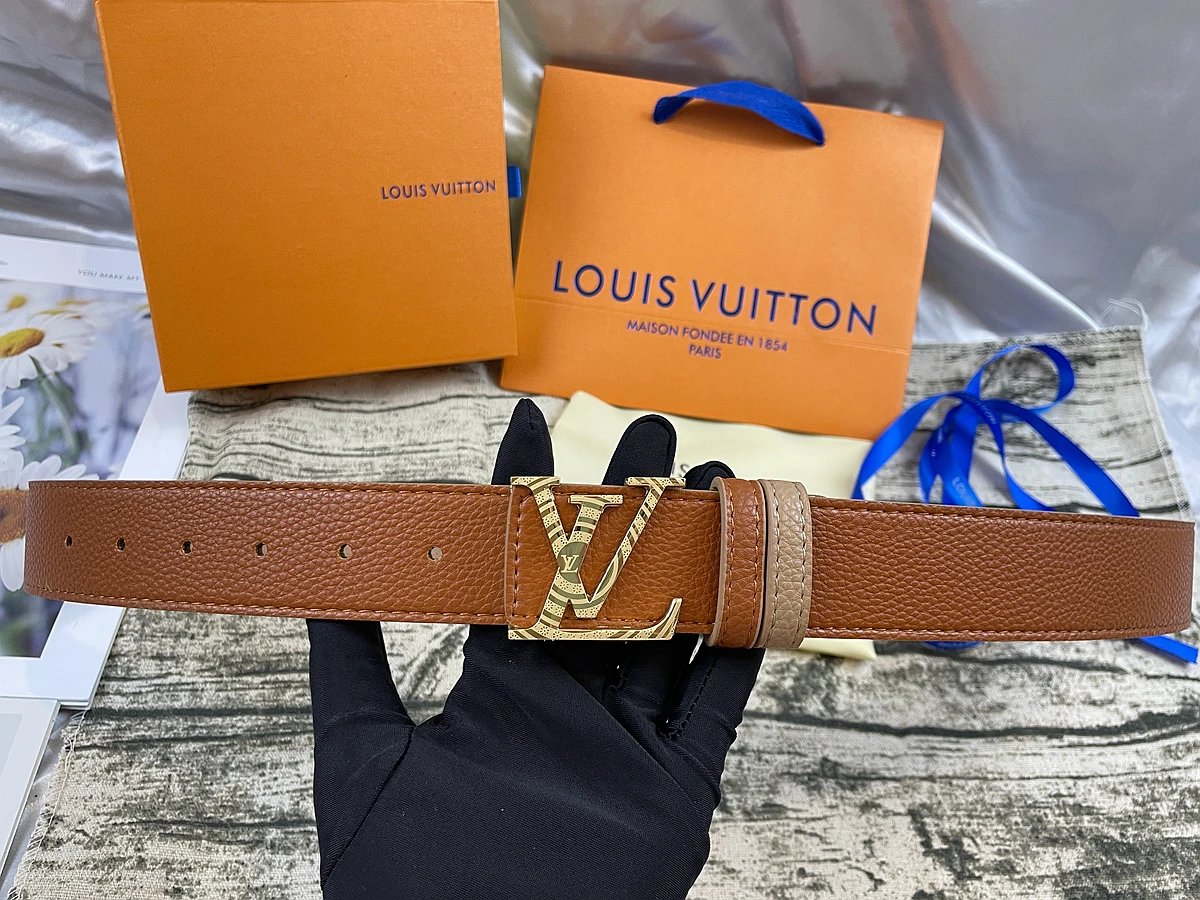 Louis Vuitton Initiales Reversible Belt Textured Gold Buckle Tan Beige