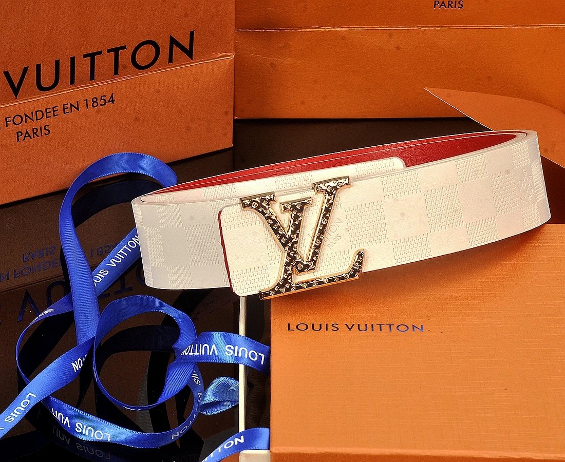 Louis Vuitton LV Initiales Damier Embossed Reversible Belt Gold Buckle White Red