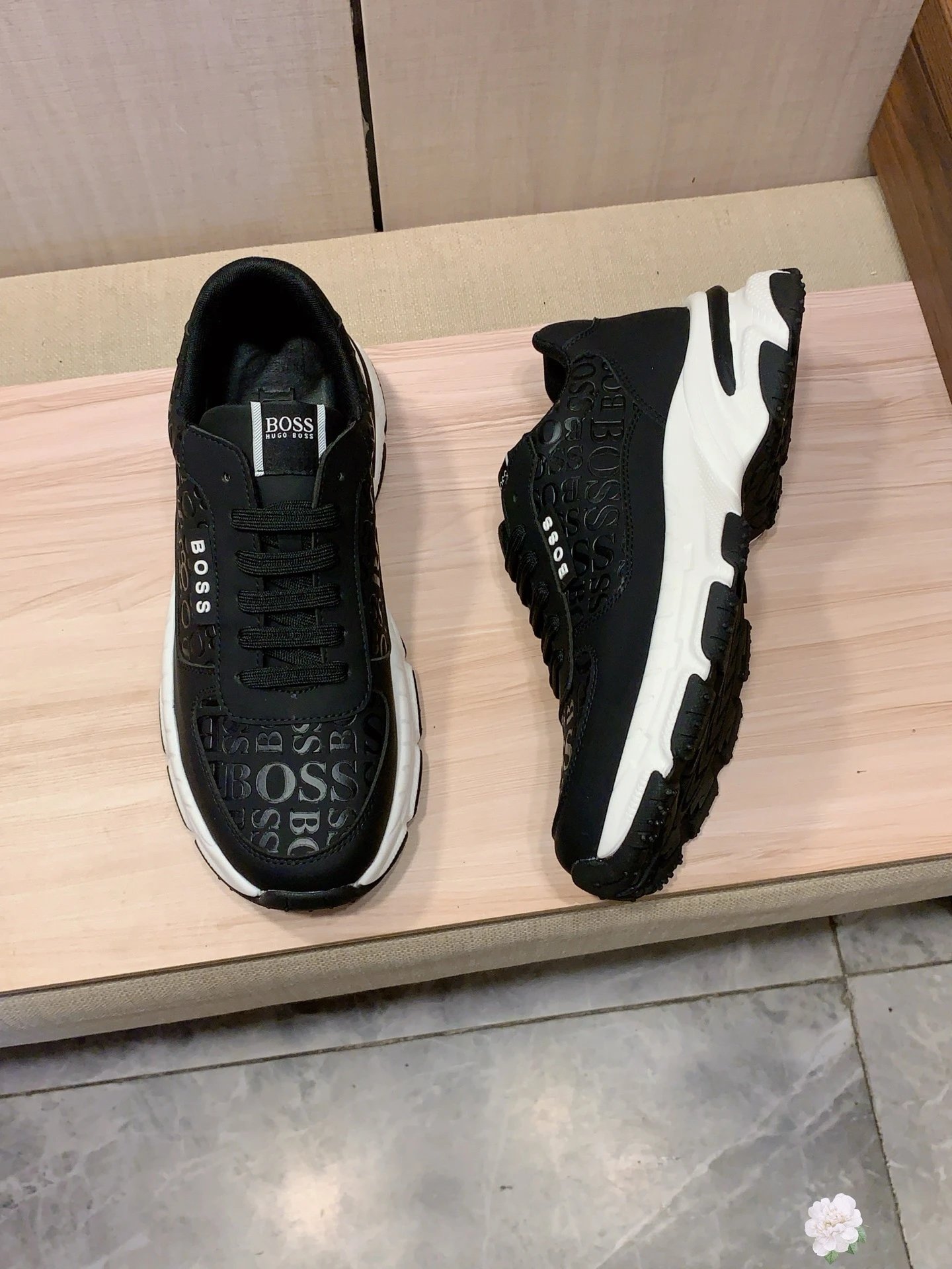 Hugo Boss Logo Runner Sneaker Black White