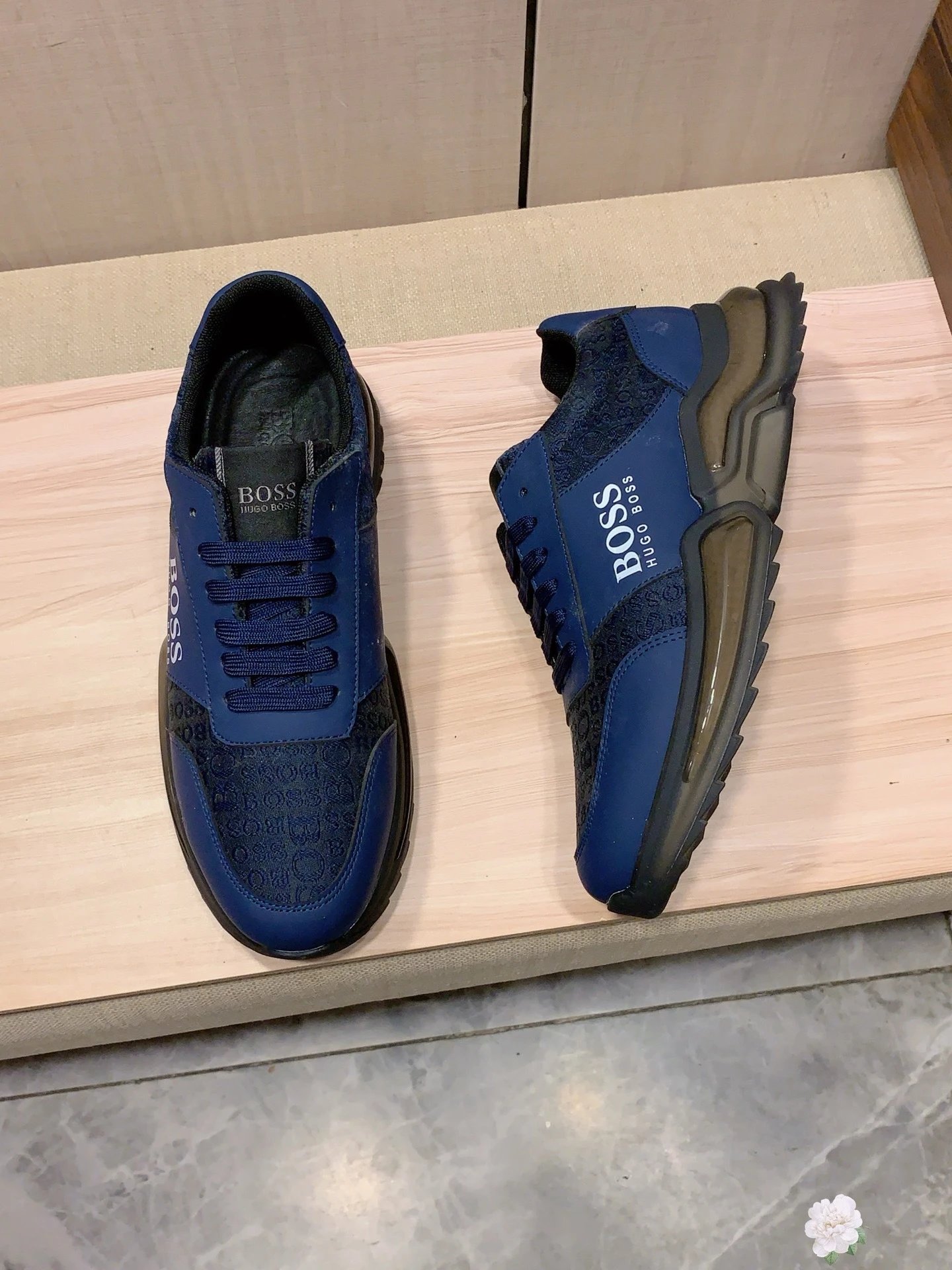 Hugo Boss Leather Runner Sneaker Navy Blue