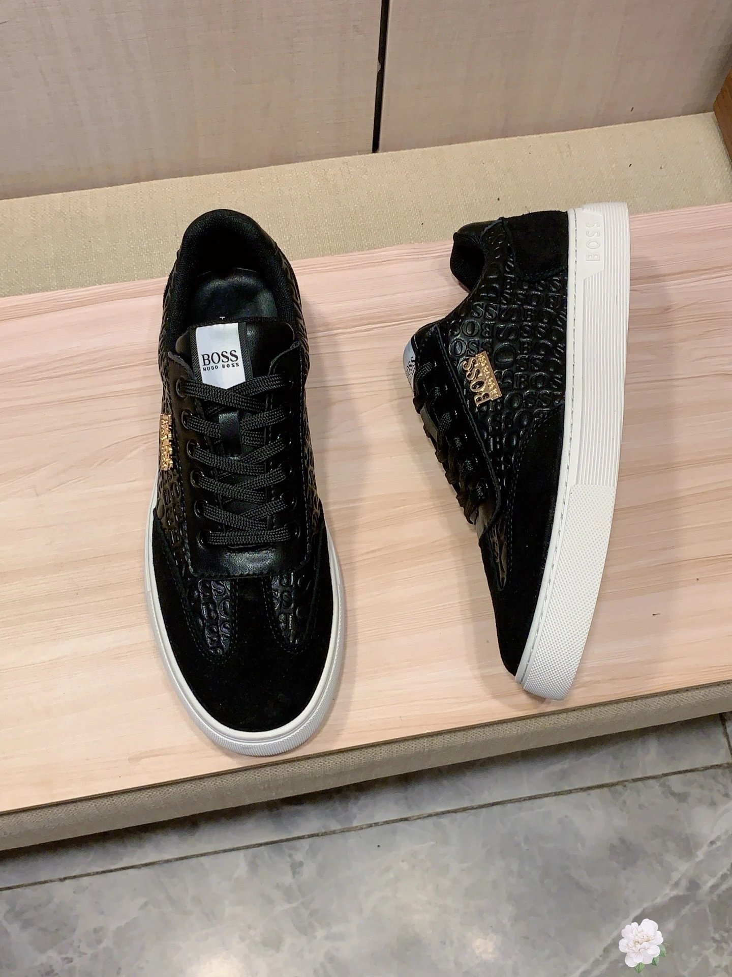 Hugo Boss Court Sneaker Black Gold White