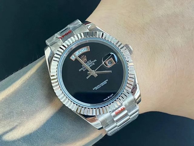 Rolex Watch: seller detail photo 6