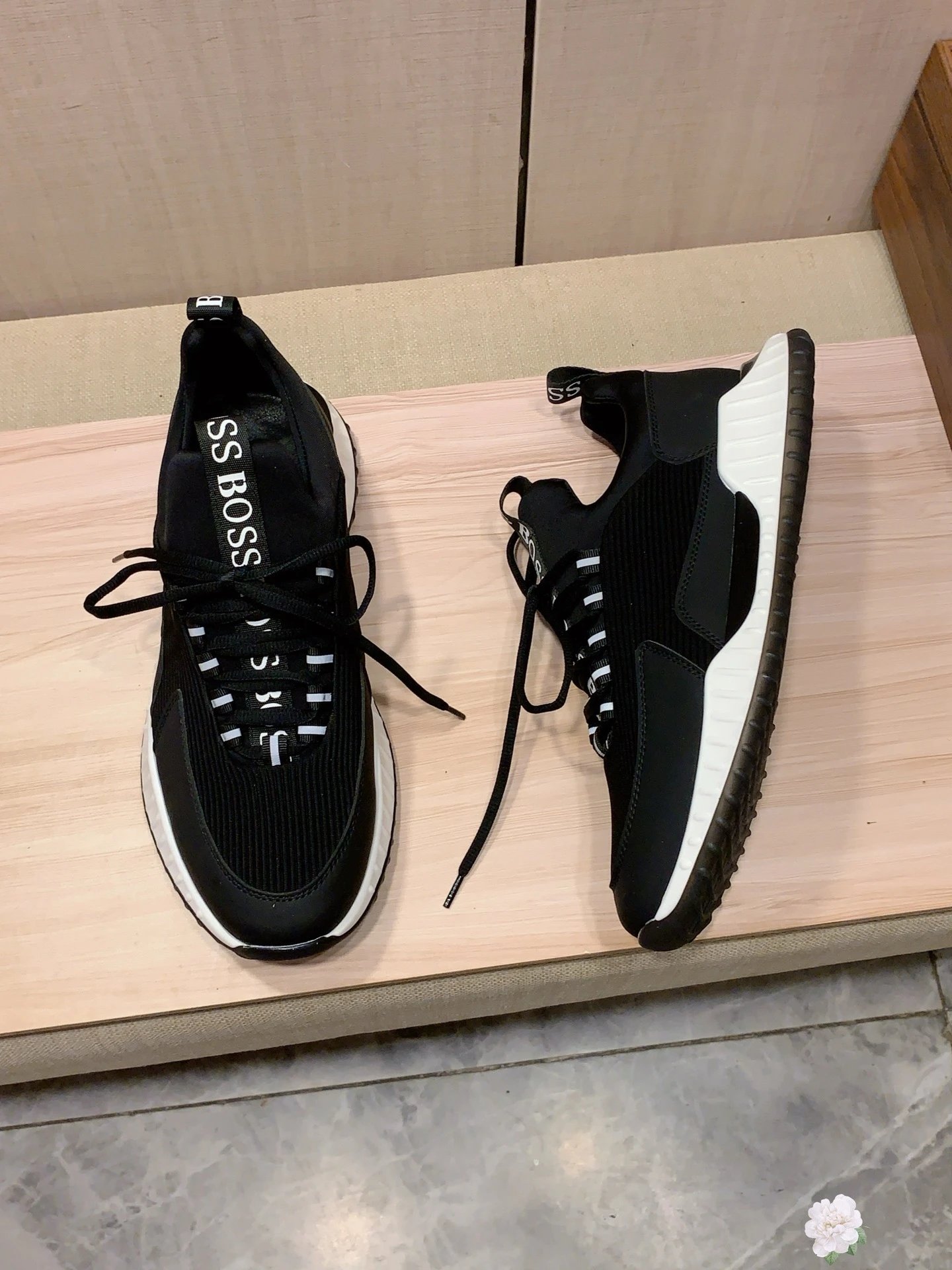 Hugo Boss Lace-Up Knit Runner Black White