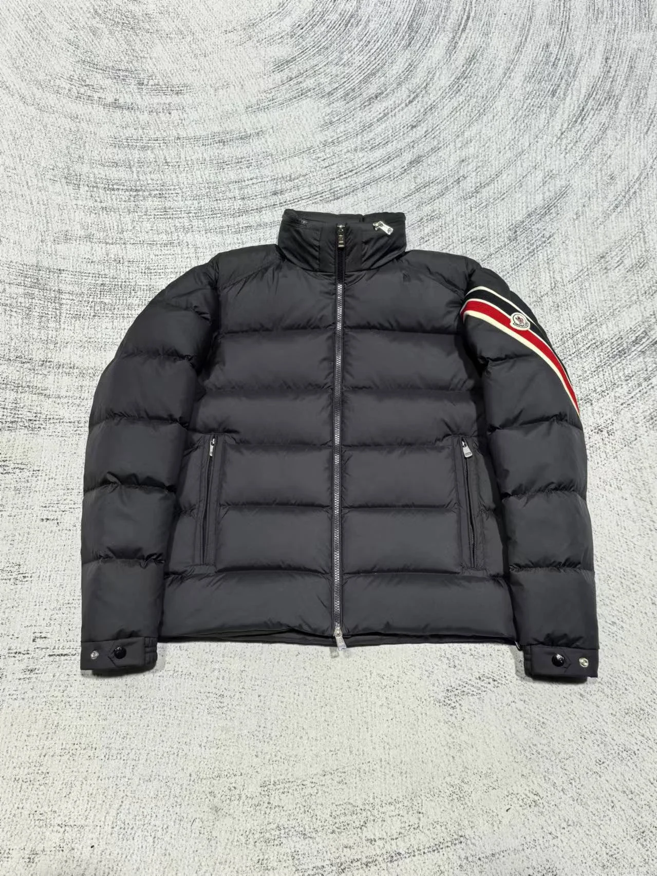 Moncler Chaqueta Acolchada 568