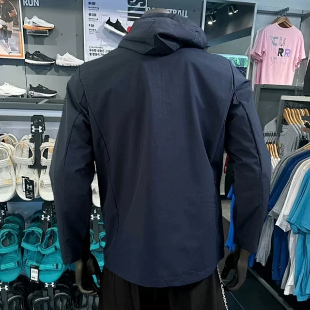 Under Armour Jackets Hooded Full-Zip Jacket product detail image 12
