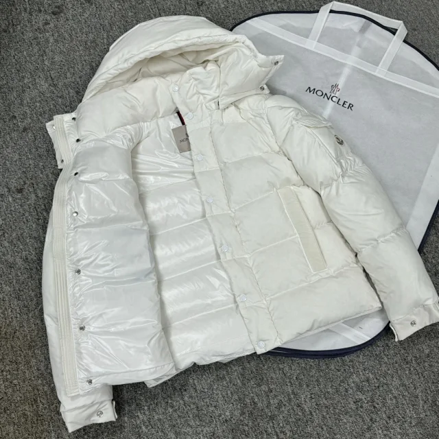 Moncler Down Jackets Short hooded puffer jacket with sleeve utility pocket product detail image 5