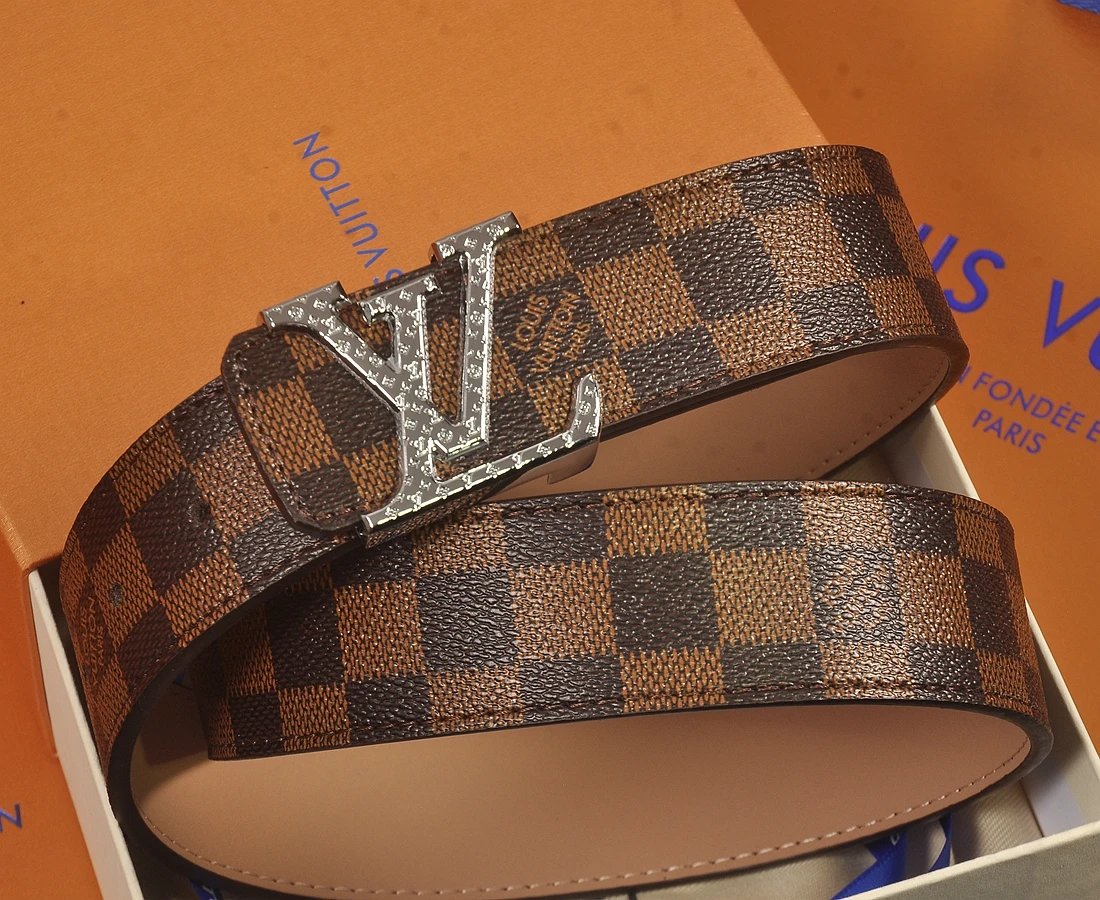 Louis Vuitton Inventeur Plaque Reversible Belt Black Gold