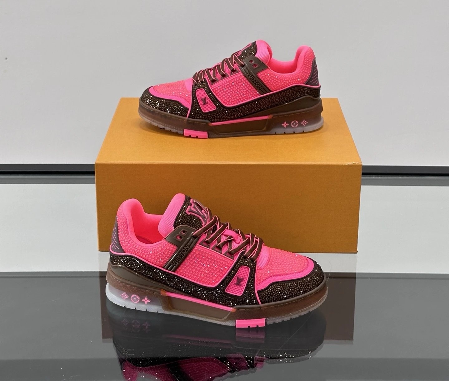 Louis Vuitton Trainer Strass Pink Brown Crystal