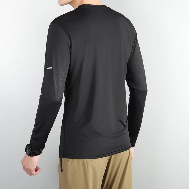 On Running Long Sleeve Base Layer Gray Top - 7