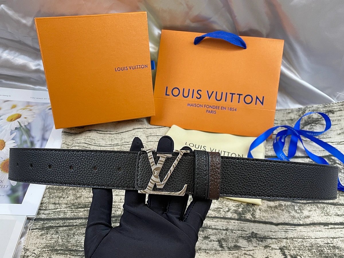 Louis Vuitton Initiales Reversible Belt Textured Silver Buckle Black Brown