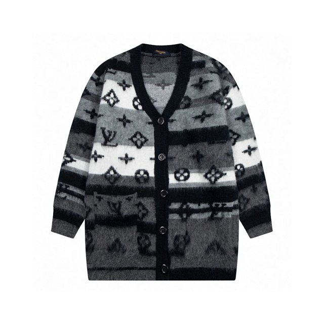 Louis Vuitton sweater: seller detail photo 2