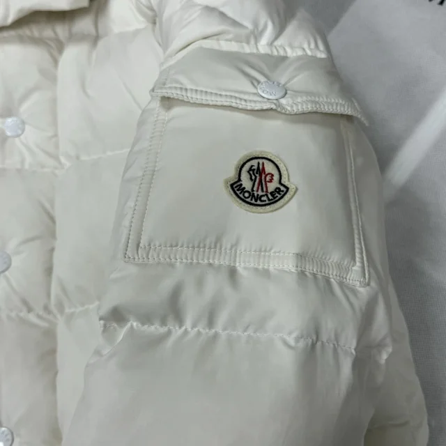 Moncler Down Jackets Short hooded puffer jacket with sleeve utility pocket product detail image 8