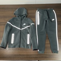 Army-green reflective outfit