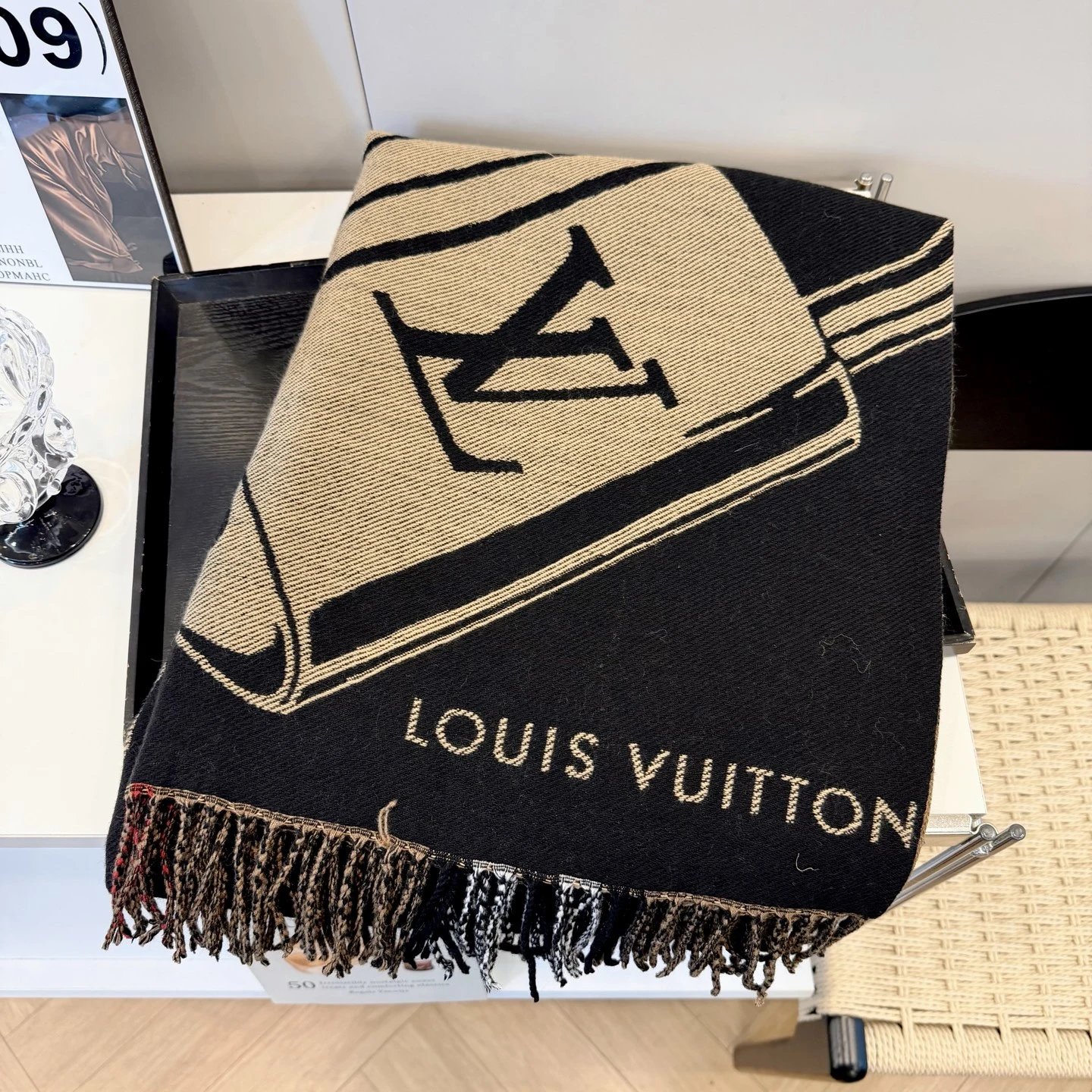 Louis Vuitton Cherry Monogram Shawl Brown Scarves - 14