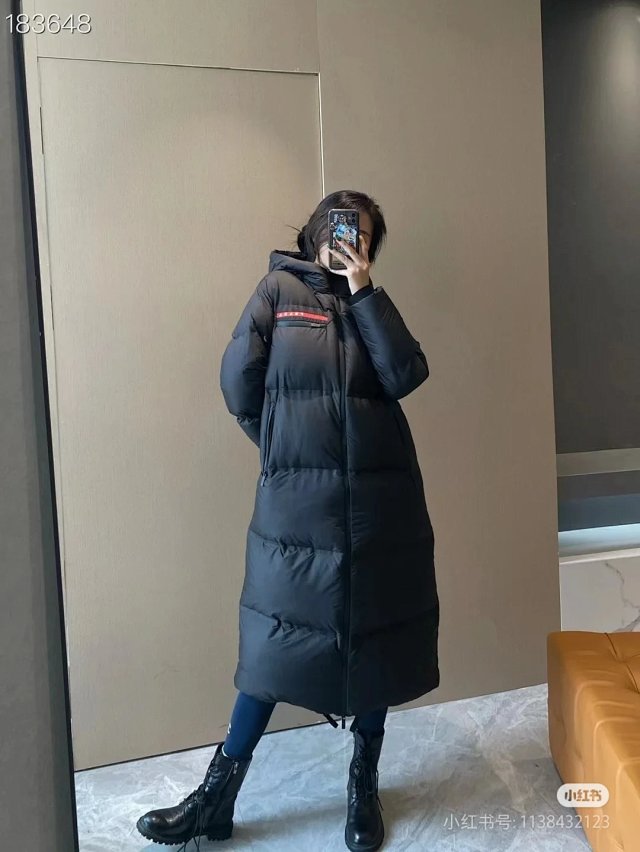 Prada long down jacket: seller detail photo 3