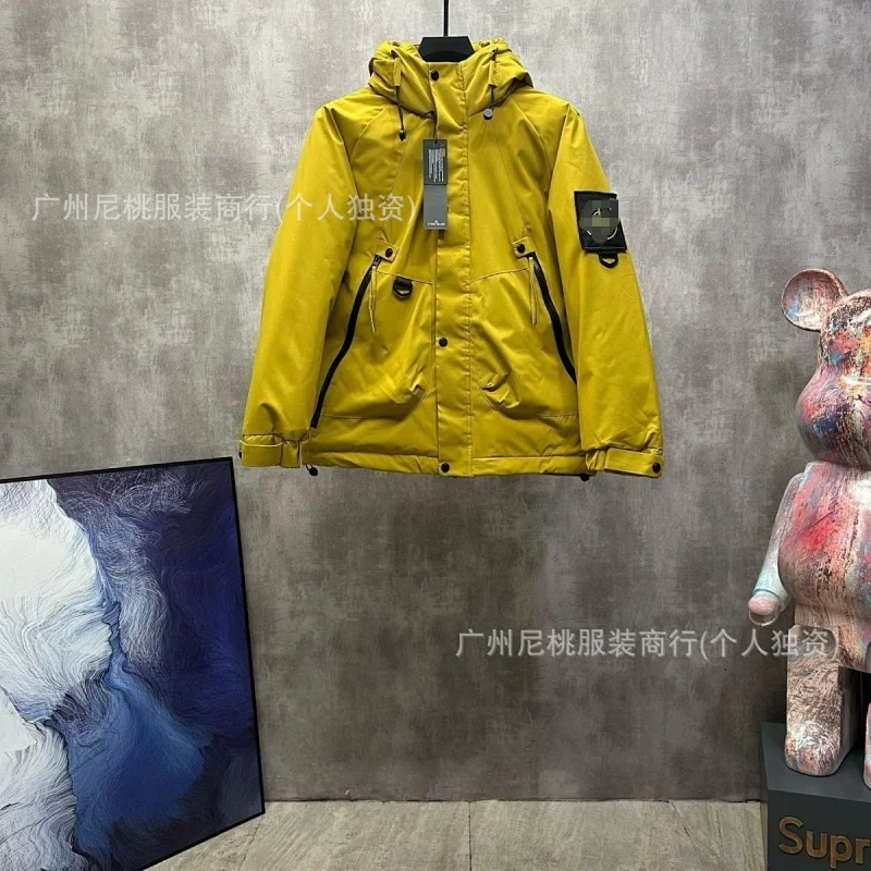 A- 3 Liu Ding Huang / M