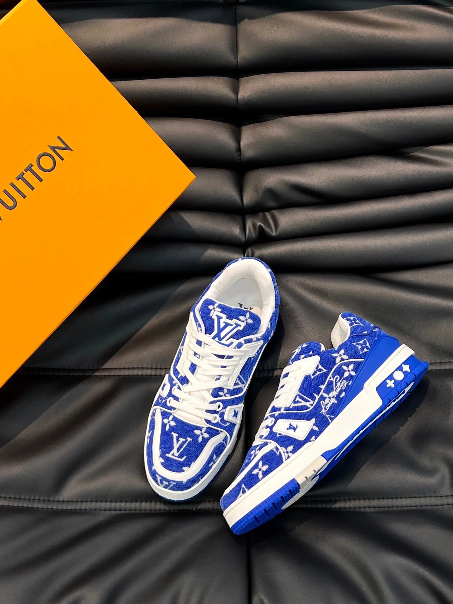 Louis Vuitton Trainer Green Monogram Sneakers - 6