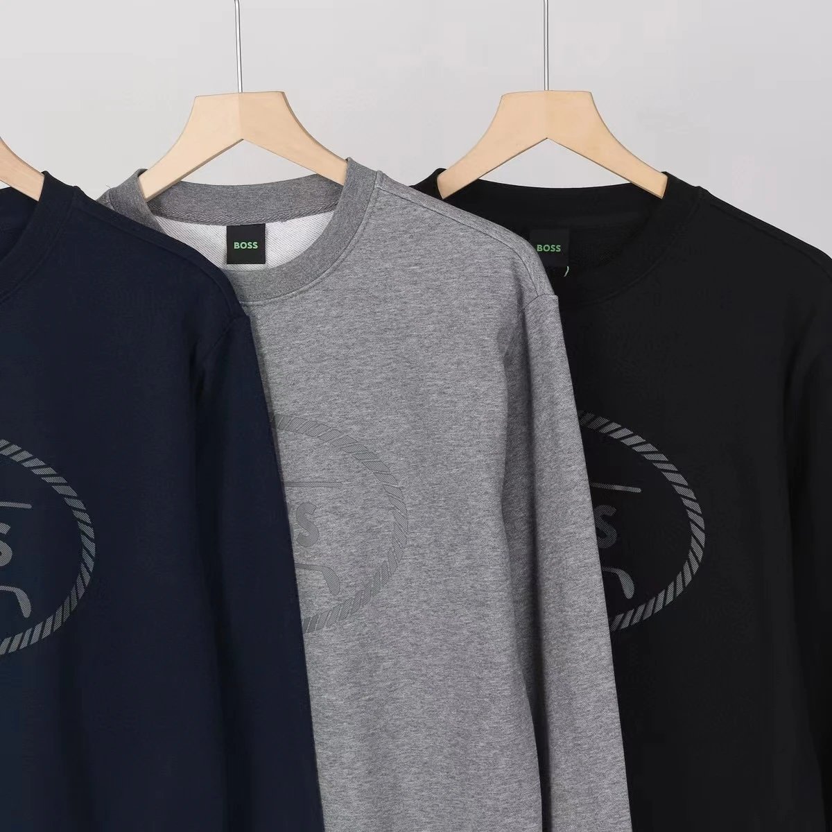 Hugo Boss Embroidered Logo Navy Sweatshirt - 8
