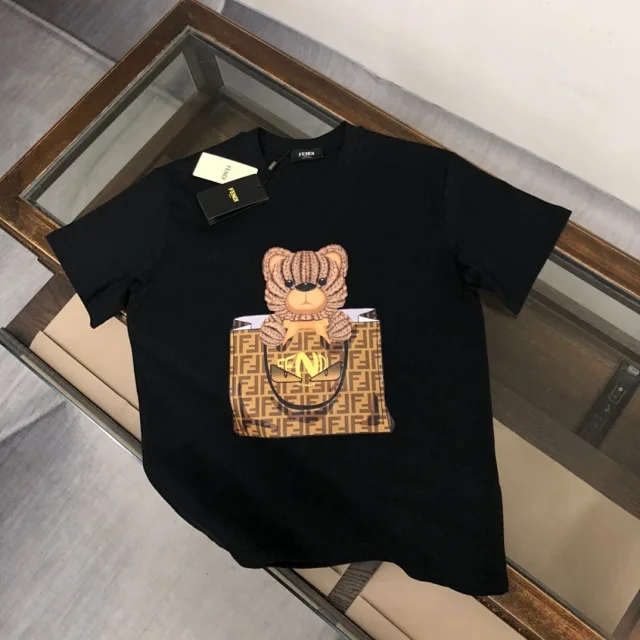 Fendi T-Shirts Short-Sleeve Bear Graphic product detail image 4
