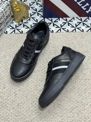 Design Bally Sneakers Black with White Stripe Sneakers - 1