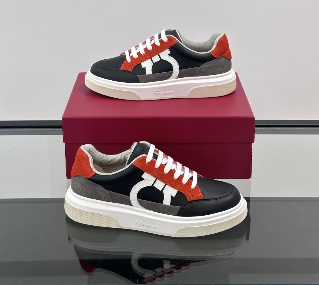Design Retro Sport Sneakers Beige and White Sneakers - 9