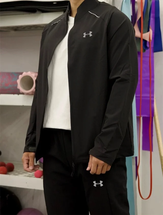 Under Armour Jackets Hooded Full-Zip Jacket product detail image 8