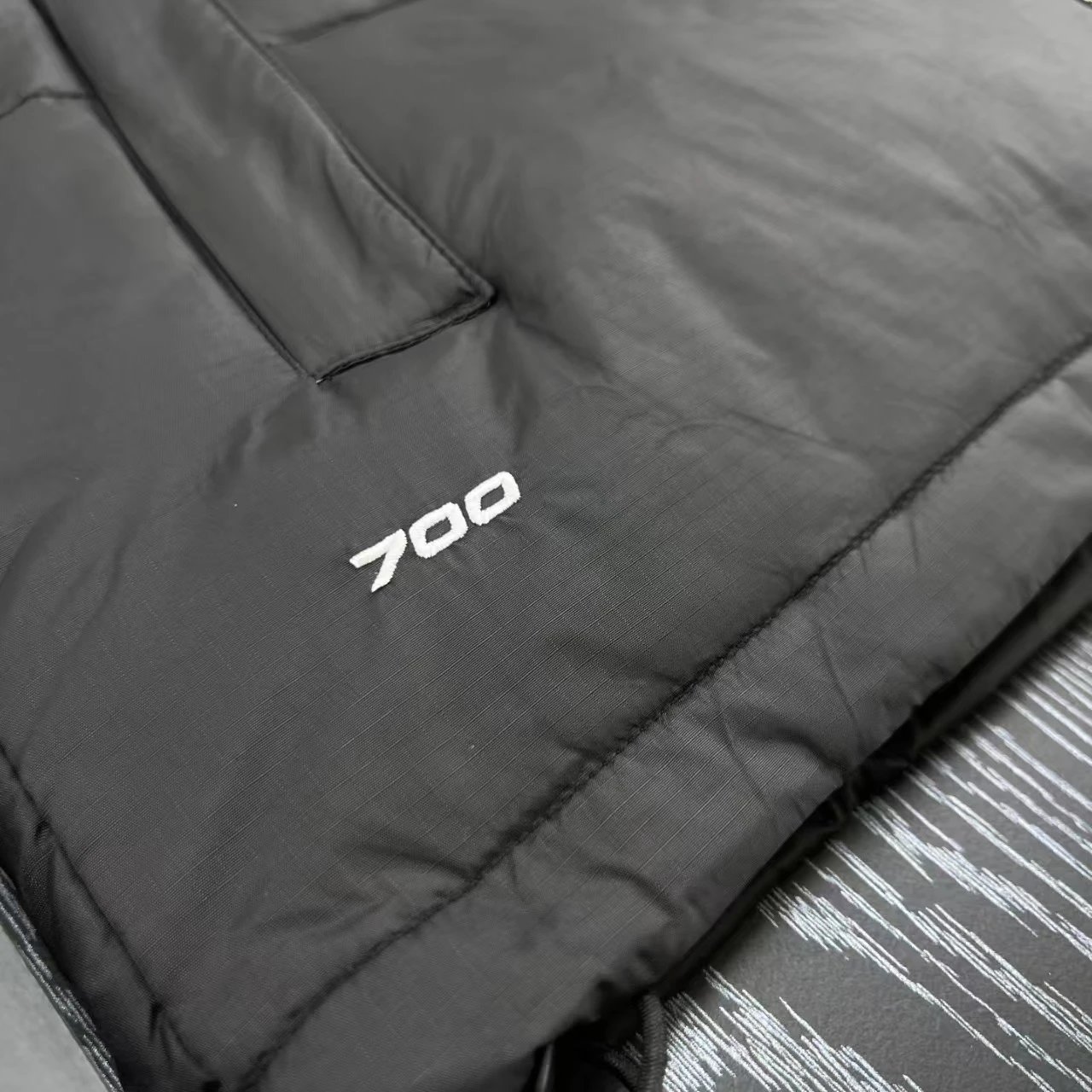 The North Face 700 Fill Down Vest Black Outerwear.vest - 4