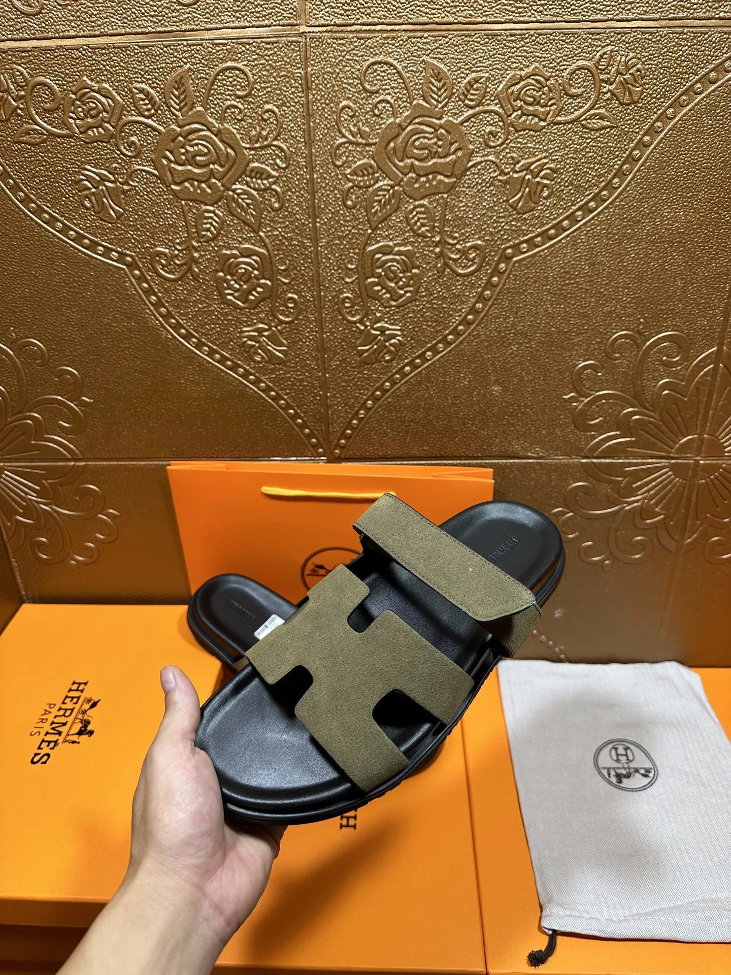 Hermès Oran Sandals Tan Suede and Black Rubber Slippers - 5