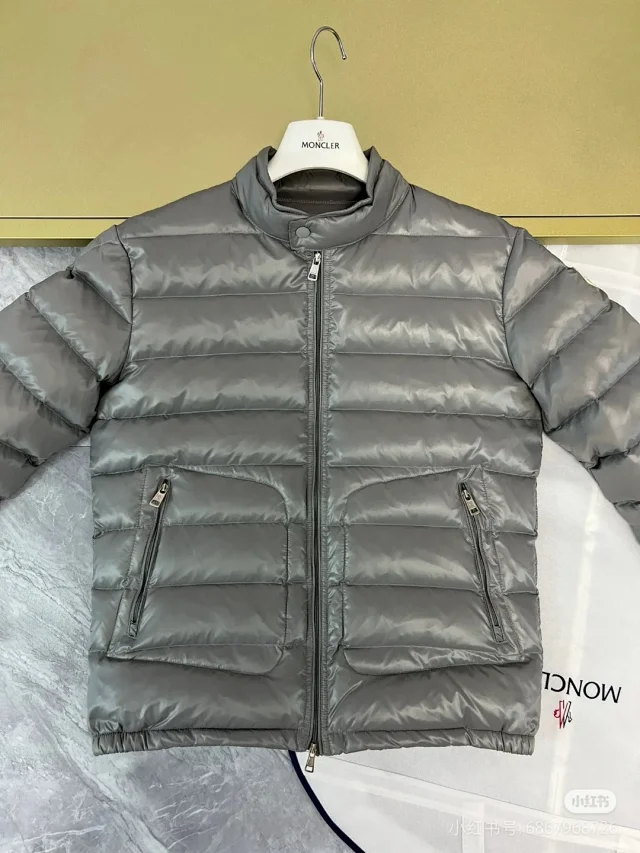 Moncler Down Jackets Quilted stand-collar puffer jacket with zip pockets product detail image 8