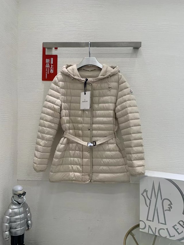 Moncler Down jacket: seller detail photo 5