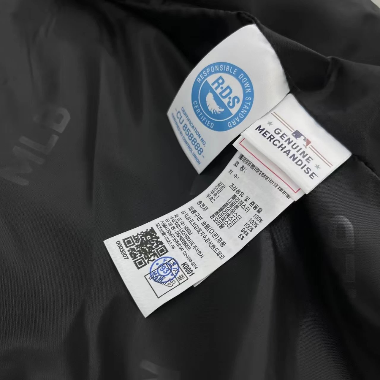 New York Yankees Puffer Vest White Outerwear.vest - 8