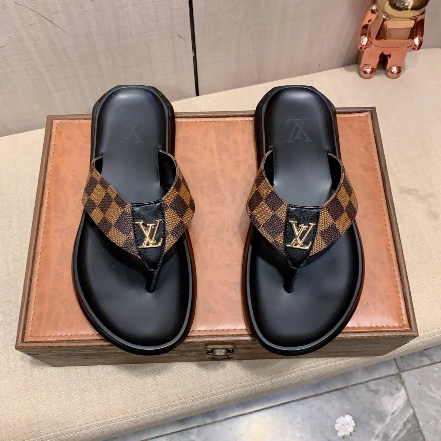Louis Vuitton Damier Ebène Flip-Flops Black / Brown Slippers - 1