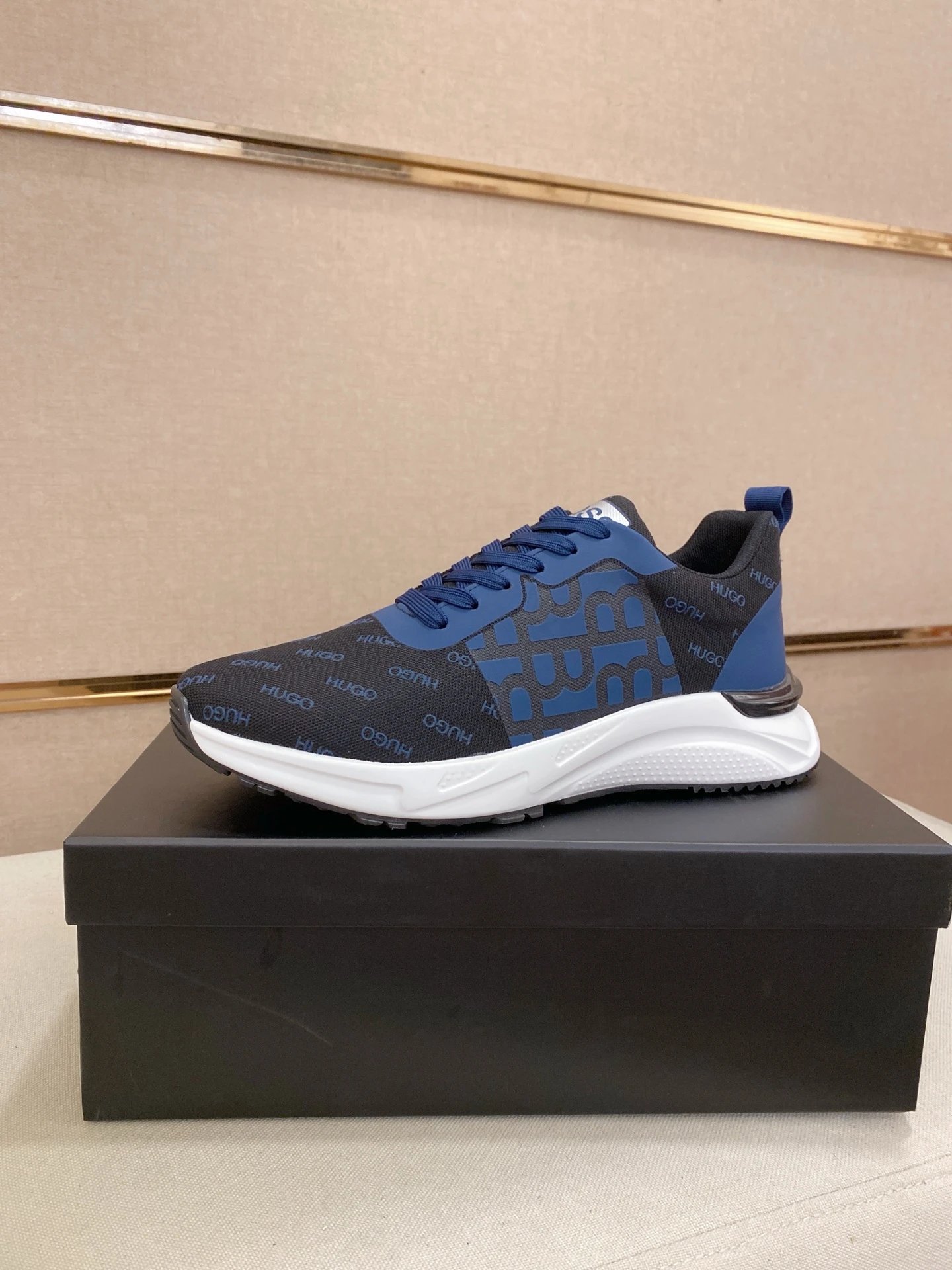 Hugo Boss Orland Knit Runner Blue Black
