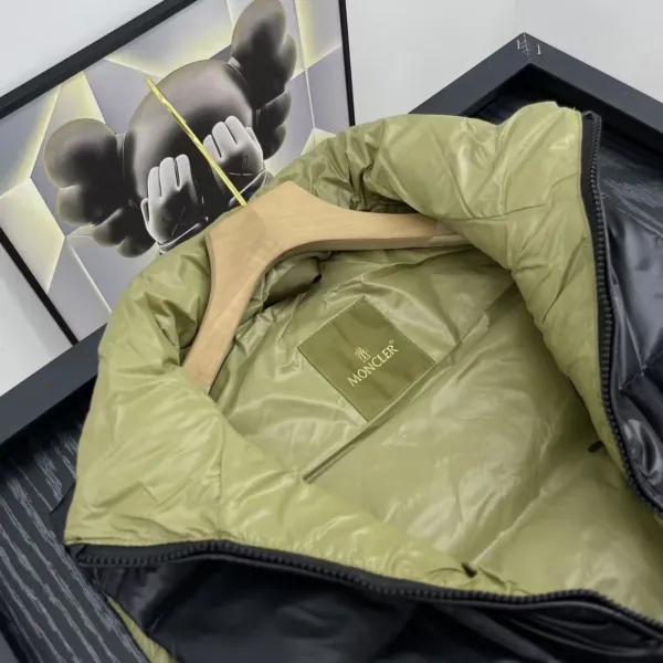 Moncler Down Vest Navy with Olive Green Lining Outerwear.vest - 3