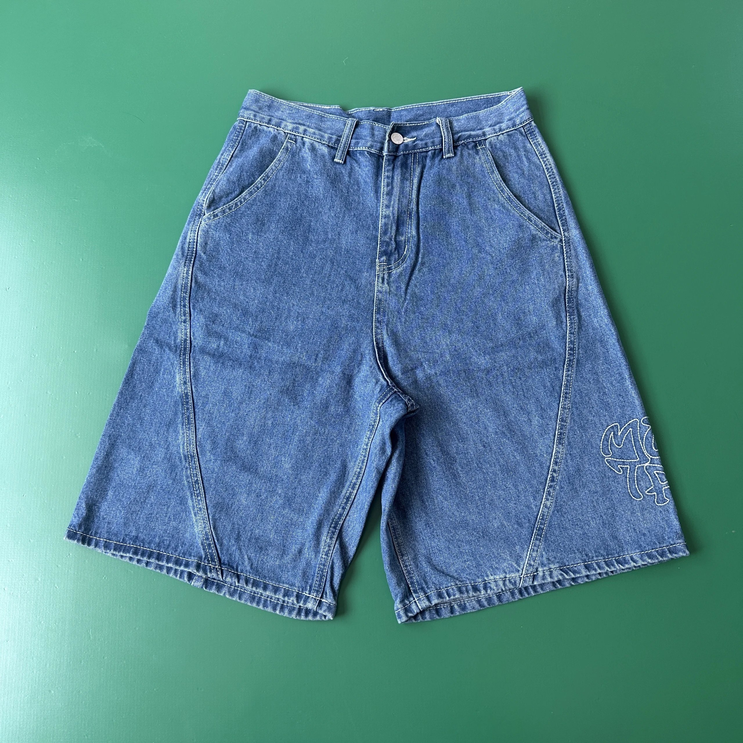 Mertra Shorts