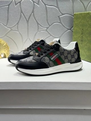 Gucci Sneakers Black Red Green